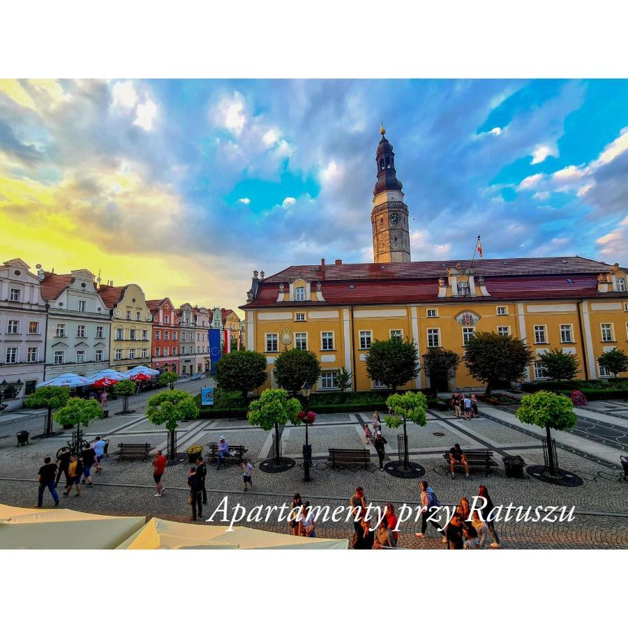 Apartamenty Przy Ratuszu Болеславец Экстерьер фото