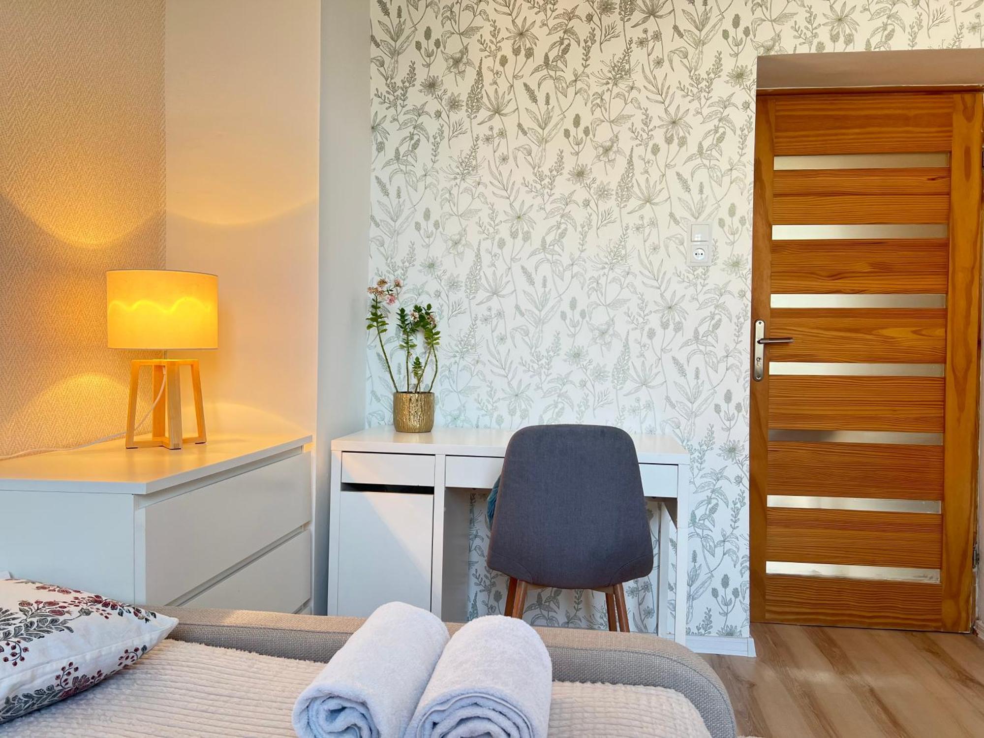 Apartamenty Przy Ratuszu Болеславец Экстерьер фото