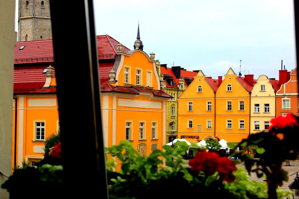 Apartamenty Przy Ratuszu Болеславец Экстерьер фото